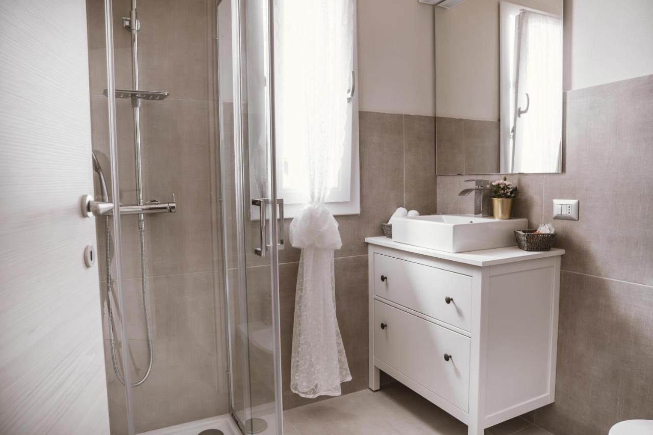 La Corte Di Silvia Sesto Calende Ngoại thất bức ảnh