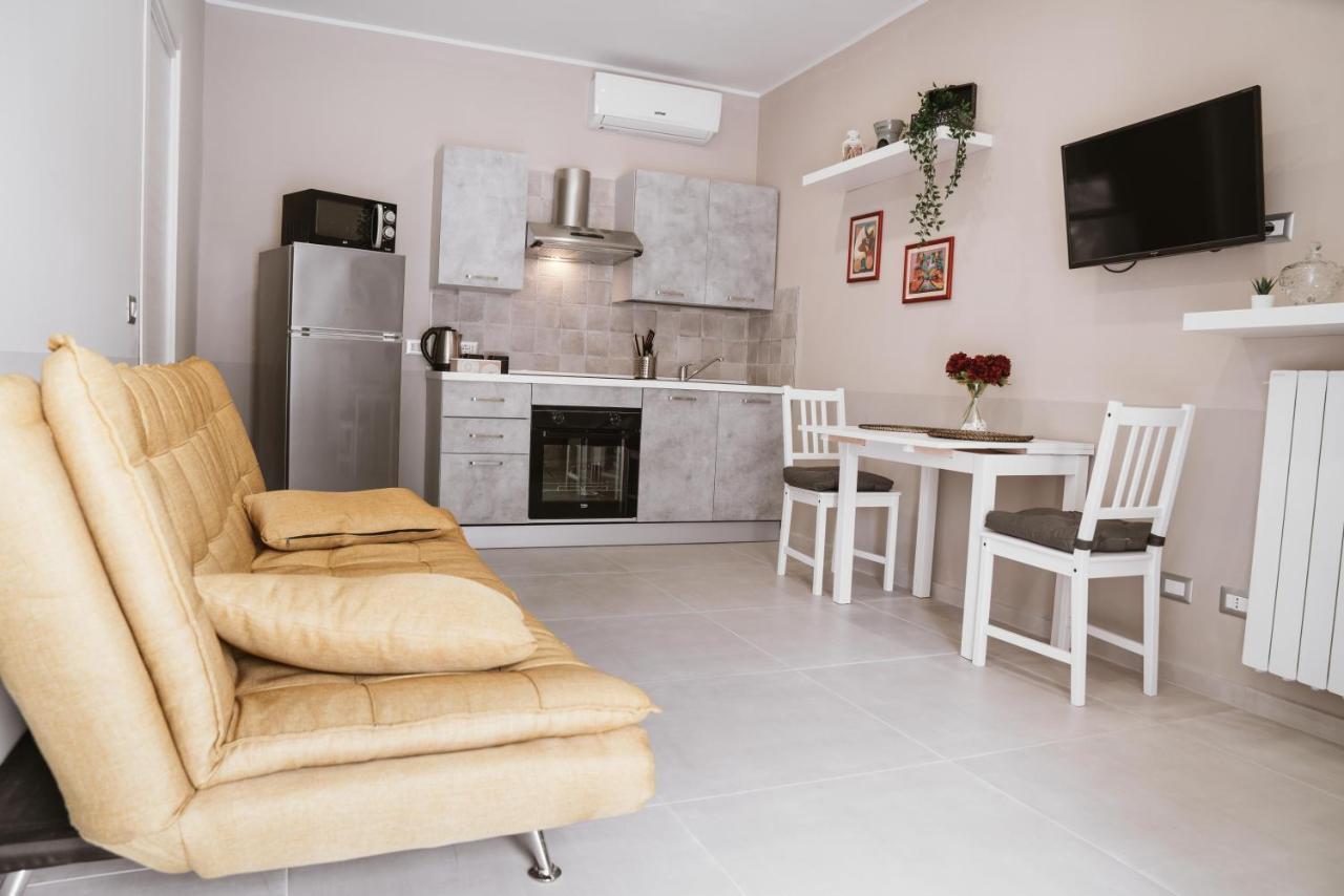 La Corte Di Silvia Sesto Calende Ngoại thất bức ảnh
